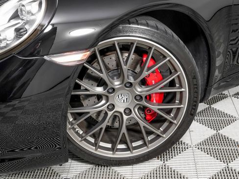 Used 2017 Porsche 911 Carrera S image 26