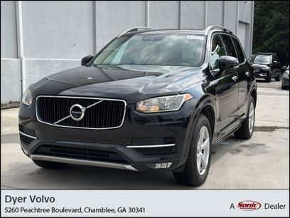 Used 2016 Volvo XC90 T5 Momentum w/ Vision Package