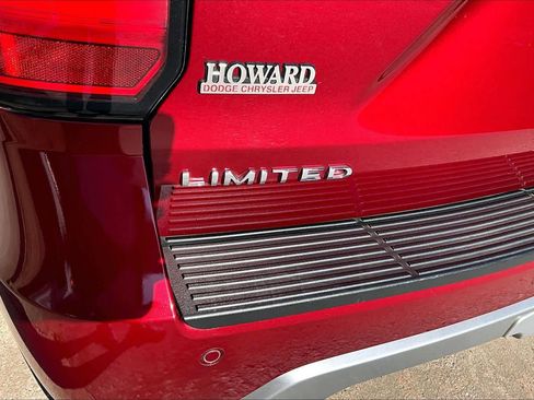 Used 2019 Ford Expedition Max Limited w/ Special Edition Package image 30