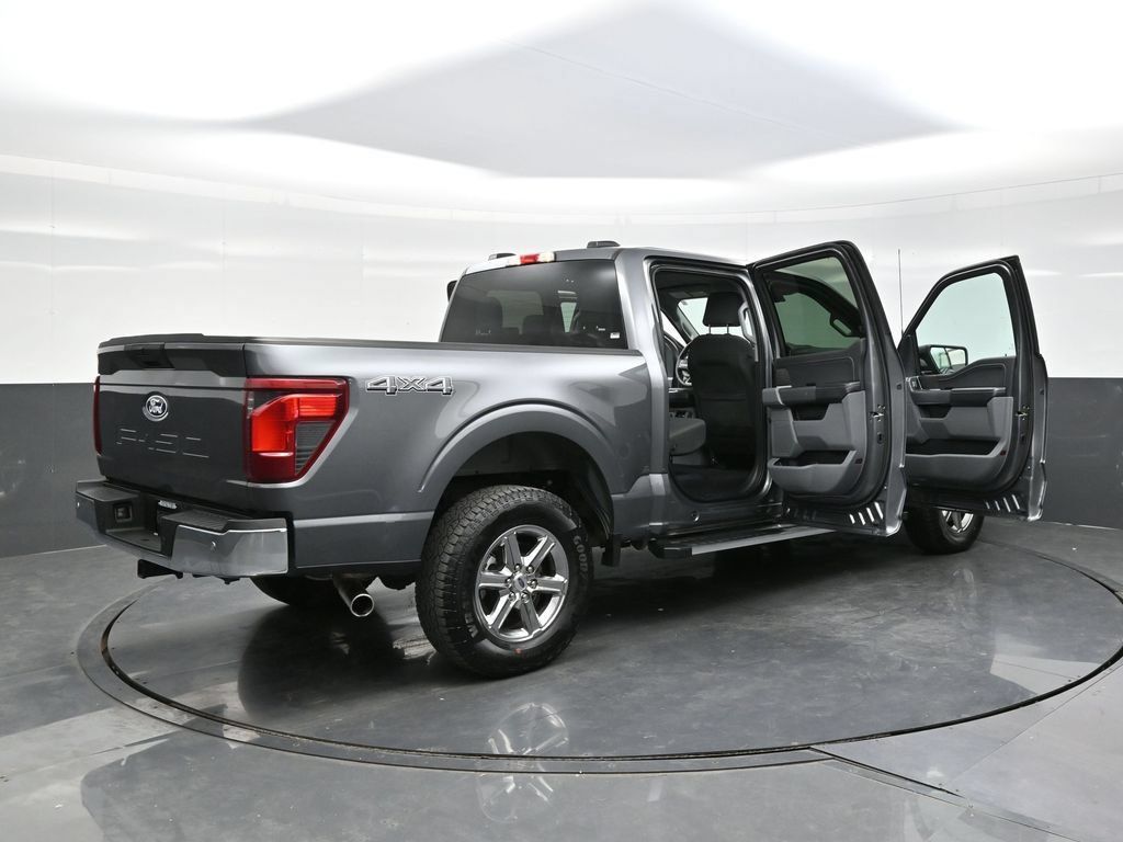Used 2025 Ford F150 XLT w/ Equipment Group 301A Standard AWD/4WD image 40