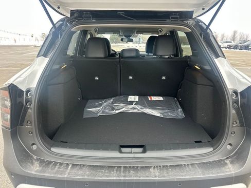 New 2026 Nissan Kicks SR w/ Cold Weather Package image 35