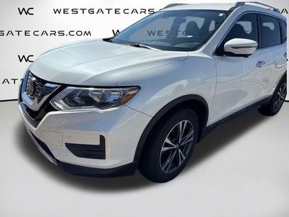 Used 2019 Nissan Rogue SV w/ Premium Package