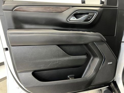 Used 2023 Chevrolet Tahoe Z71 image 28