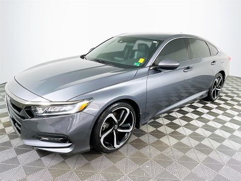 Used 2020 Honda Accord Sport image 3