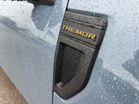 New 2026 Ford Maverick Tremor image 3