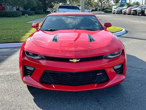 Used 2017 Chevrolet Camaro SS image 2
