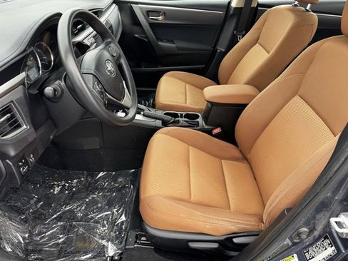 Used 2014 Toyota Corolla LE image 5