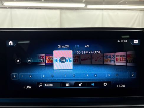 Used 2023 Mercedes-Benz GLE 350 4MATIC image 23