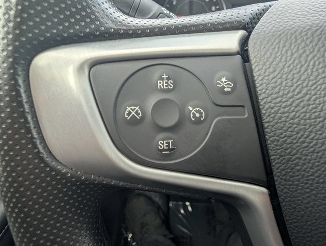 Used 2024 GMC Terrain SLE FWD image 18