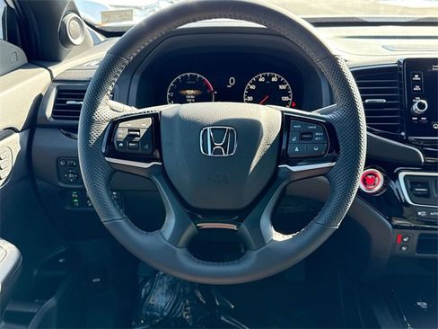 Certified 2026 Honda Ridgeline Black Edition image 26