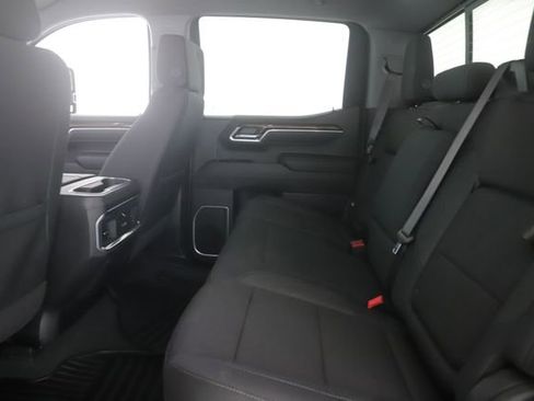 Used 2025 GMC Sierra 1500 Elevation w/ Preferred Package image 27