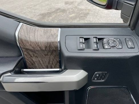 Used 2019 Ford F250 Lariat w/ Tow Technology Bundle AWD/4WD image 13