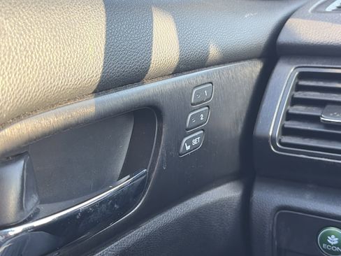 Used 2013 Honda Accord EX-L image 28