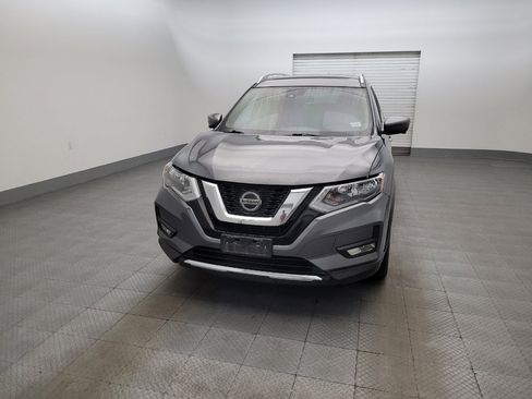 Used 2020 Nissan Rogue SV w/ Sun & Sound Touring Package FWD image 15