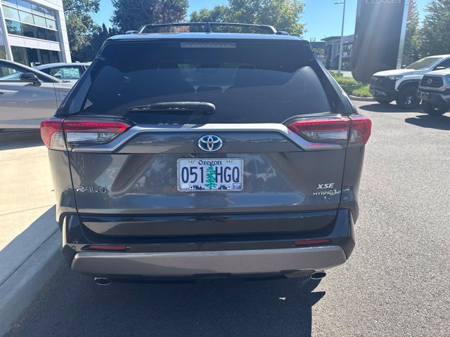 Used 2021 Toyota RAV4 XSE AWD/4WD image 5
