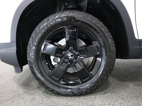 Used 2025 Honda Ridgeline Black Edition image 5