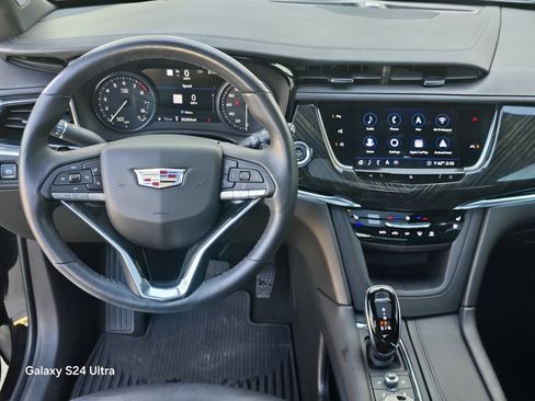 Used 2020 Cadillac XT6 Premium Luxury image 21