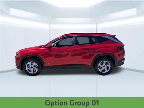 Used 2023 Hyundai Tucson SEL FWD image 2