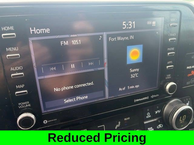 Used 2020 Toyota Highlander XLE AWD/4WD image 21