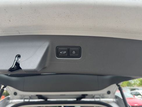 Used 2025 Hyundai Santa Fe SEL AWD/4WD image 23