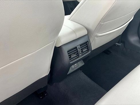 Used 2024 Nissan Altima 2.5 SL image 15