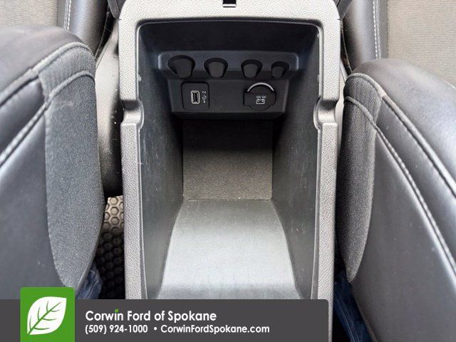 Used 2019 Jeep Cherokee Latitude Plus w/ Comfort/Convenience Group AWD/4WD image 32