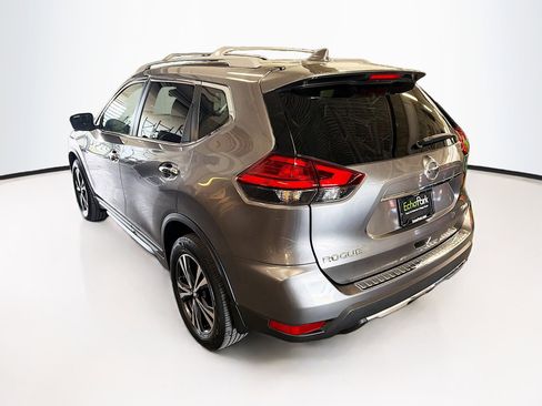 Used 2017 Nissan Rogue SL w/ SL Premium Package AWD/4WD image 5