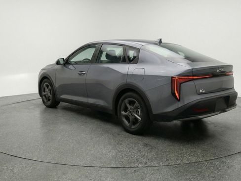 Used 2025 Kia K4 FWD image 6