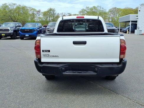 Used 2015 Toyota Tacoma 2WD Access Cab w/ Convenience Package image 6