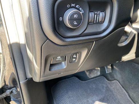 Used 2022 RAM 1500 Laramie image 34