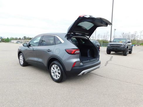 Used 2023 Ford Escape Active AWD/4WD image 21