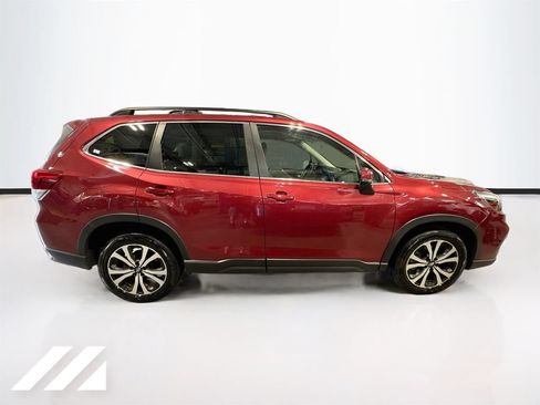 Used 2020 Subaru Forester Limited w/ Popular Package #3 AWD/4WD image 4