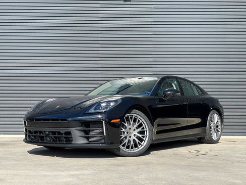 New 2026 Porsche Panamera 4 image 1