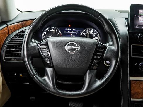 Used 2023 Nissan Armada SL w/ Captain's Chairs Package image 18