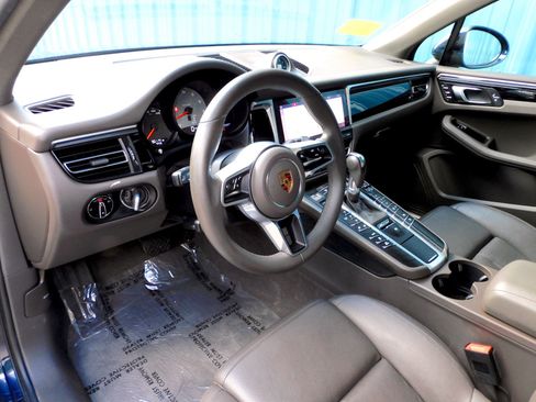 Used 2021 Porsche Macan S AWD/4WD image 13
