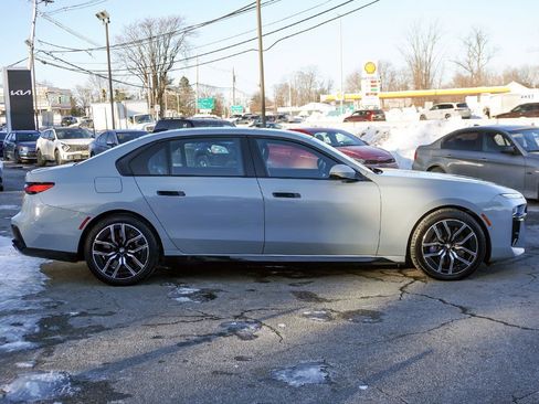 Used 2023 BMW 760i xDrive w/ Parking Assistance Package image 23