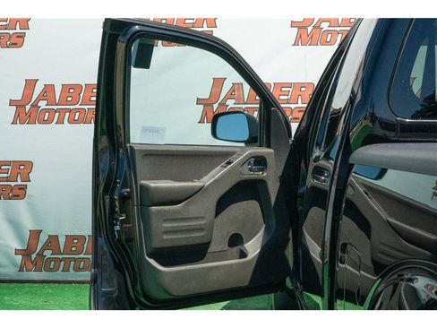 Used 2020 Nissan Frontier S w/ S Utility Package RWD image 23