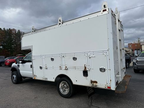 Used 2009 Ford F550 2WD Regular Cab Super Duty image 7