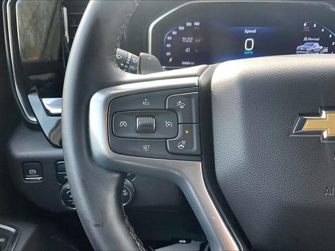 Used 2025 Chevrolet Silverado 1500 LT w/ Leather Package image 24