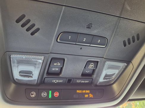 Used 2022 Chevrolet Blazer RS w/ Enhanced Convenience Package FWD image 19