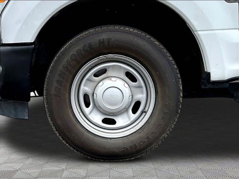 Used 2017 Ford F250 XL RWD image 28