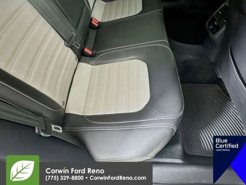 Used 2018 Volkswagen Passat 3.6 image 30