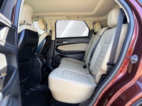 Used 2016 Ford Edge SEL w/ Equipment Group 201A FWD image 11