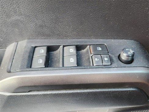 Used 2021 Toyota Tacoma TRD Sport image 17