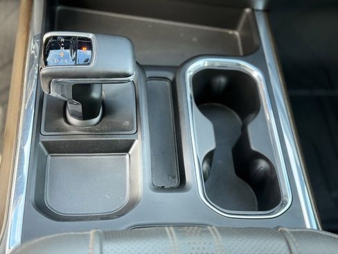 Used 2023 Chevrolet Silverado 1500 High Country w/ High Country Premium Package image 17