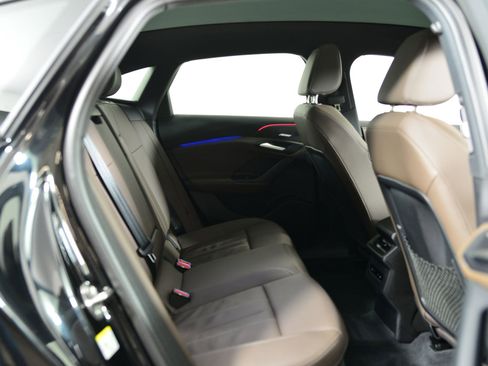 Used 2025 Audi A6 e-tron Premium Plus w/ Premium Plus image 22