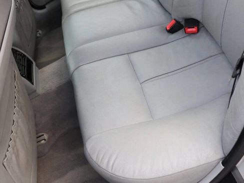 Used 2002 BMW 530i Sedan image 41