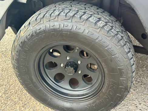 Used 2011 Jeep Wrangler Sport image 11