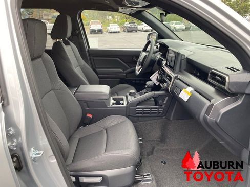 New 2026 Toyota 4Runner SR5 AWD/4WD image 11
