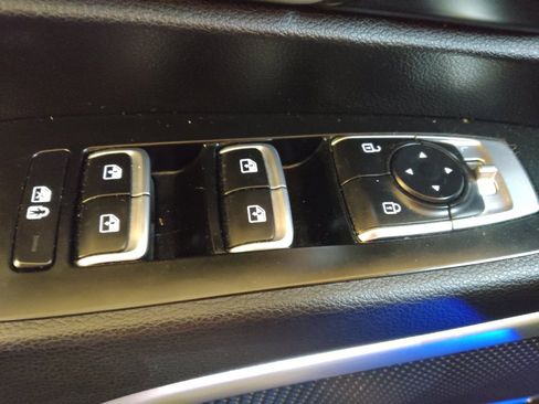 Used 2021 Kia Telluride S image 27